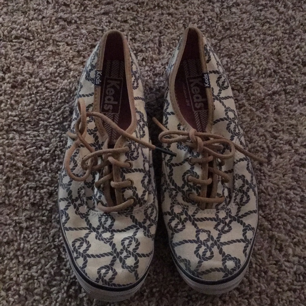 Women’s keds